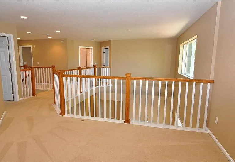 11039 Meadowvale Cir — Photo 3