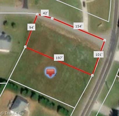 2nd image of 800 Ridge View Ter