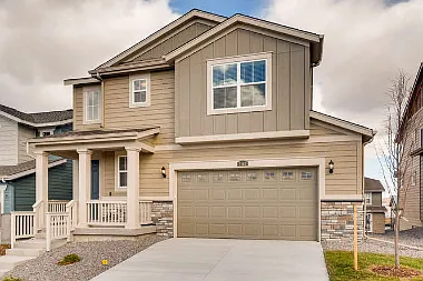 4 bed, 2.5 bath, 2578 sqft, $3,300 — Photo 2