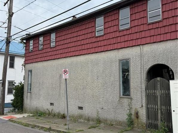 704 Walnut St APT 2