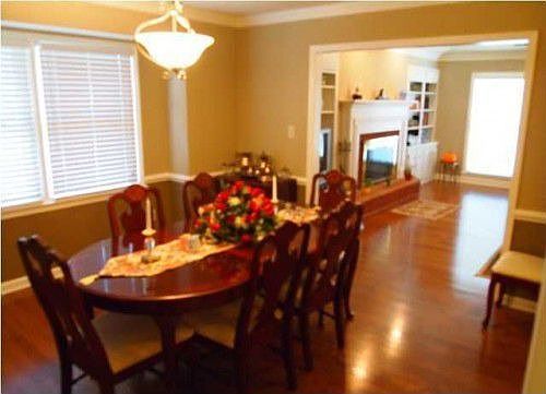 5th image of 200 Crownwood Ct SW