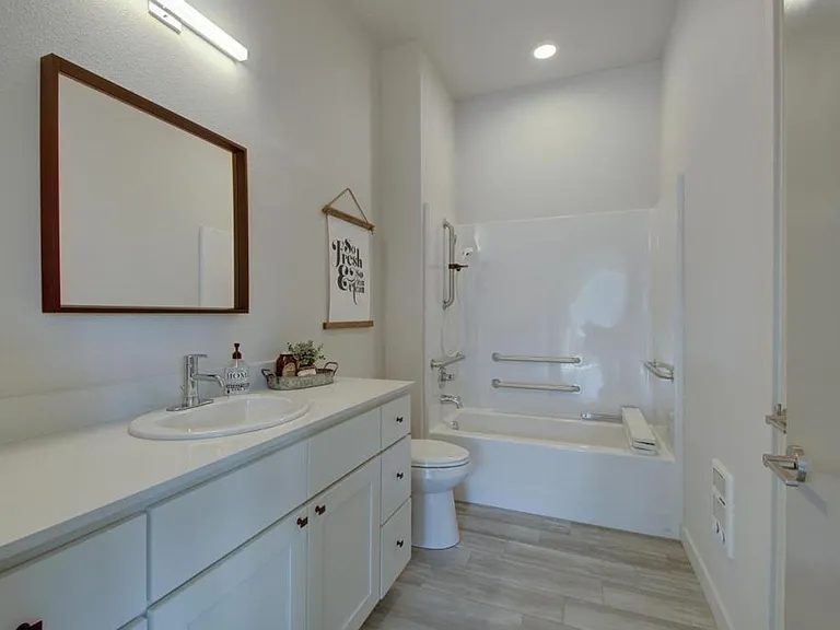 1414 Markle Ave — Photo 11