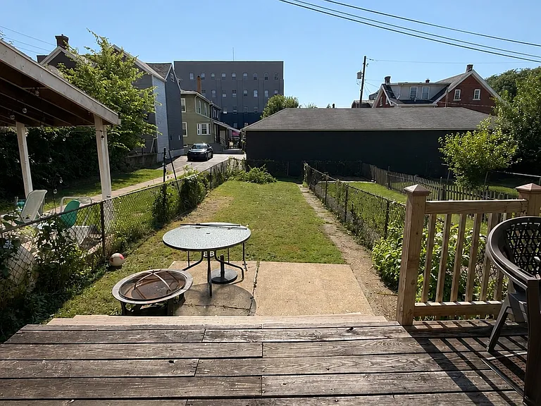 411 Taylor St — Photo 7