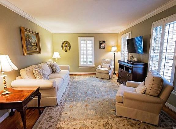 4th image of 607 Westham Woods Dr