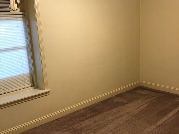 3rd image of 318 1/2 Liberty St APT 5