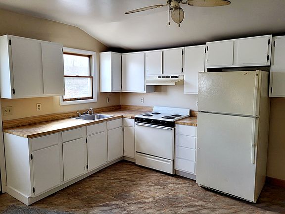 3rd image of 778 Hazle St #3