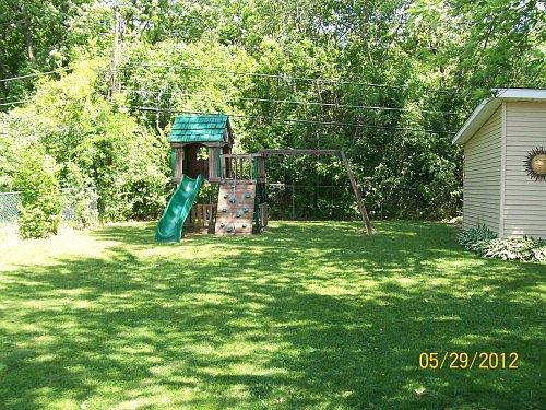 2nd image of 245 Maplewood Dr