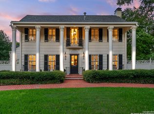 531 Grandview Pl, Terrell Hills, TX 78209
