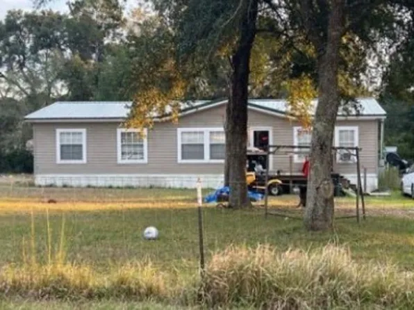 8621 Mitchell Dr, Irvington, AL 36544