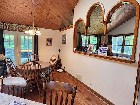 4th image of 17280 Gardners Ln