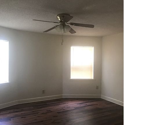 4th image of 3414 Sealy St #1