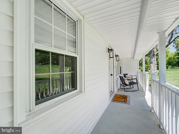 2nd image of 86 Extonville
