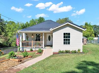 115 Gay St, Athens, TN 37303