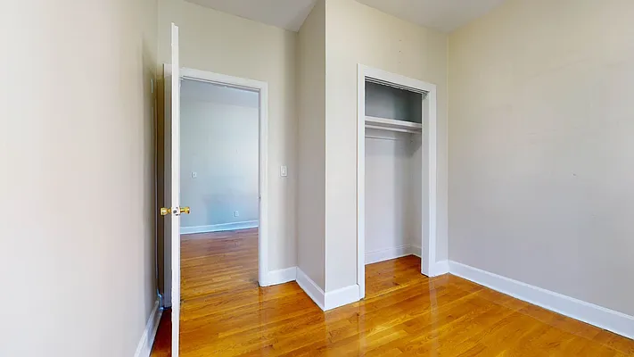 Rented by Bond New York | media 4