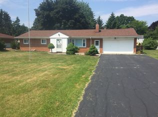 607 Hard Rd, Webster, NY 14580