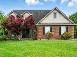 1815 Fair Meadow Dr, Florence, KY 41042