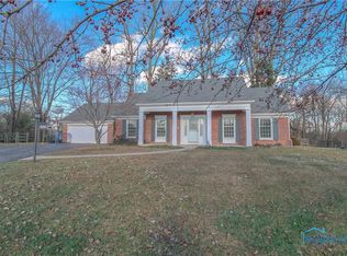 6948 Apple Creek Rd, Sylvania, OH 43560