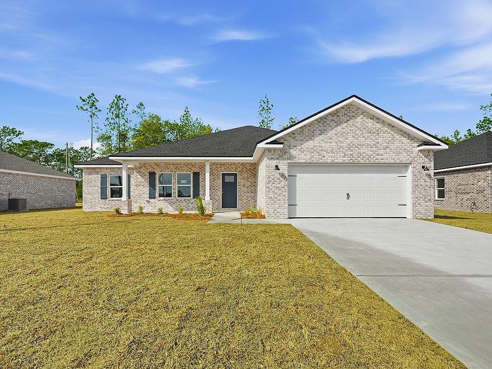 1st image of 105 Fairway Dr