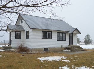 1761 Coolidge Ave, Larchwood, IA 51241