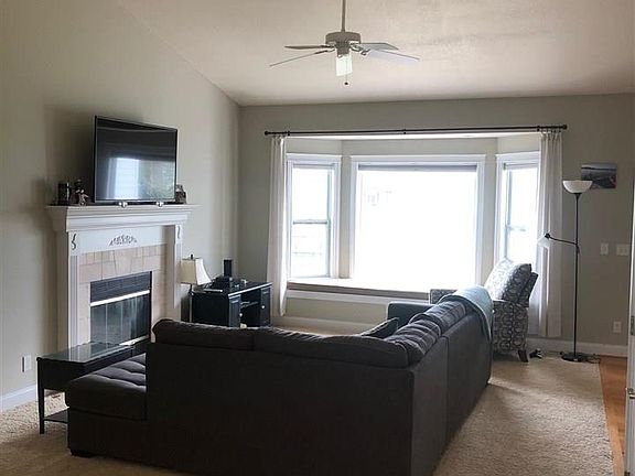 4th image of 5831 Catberry Dr