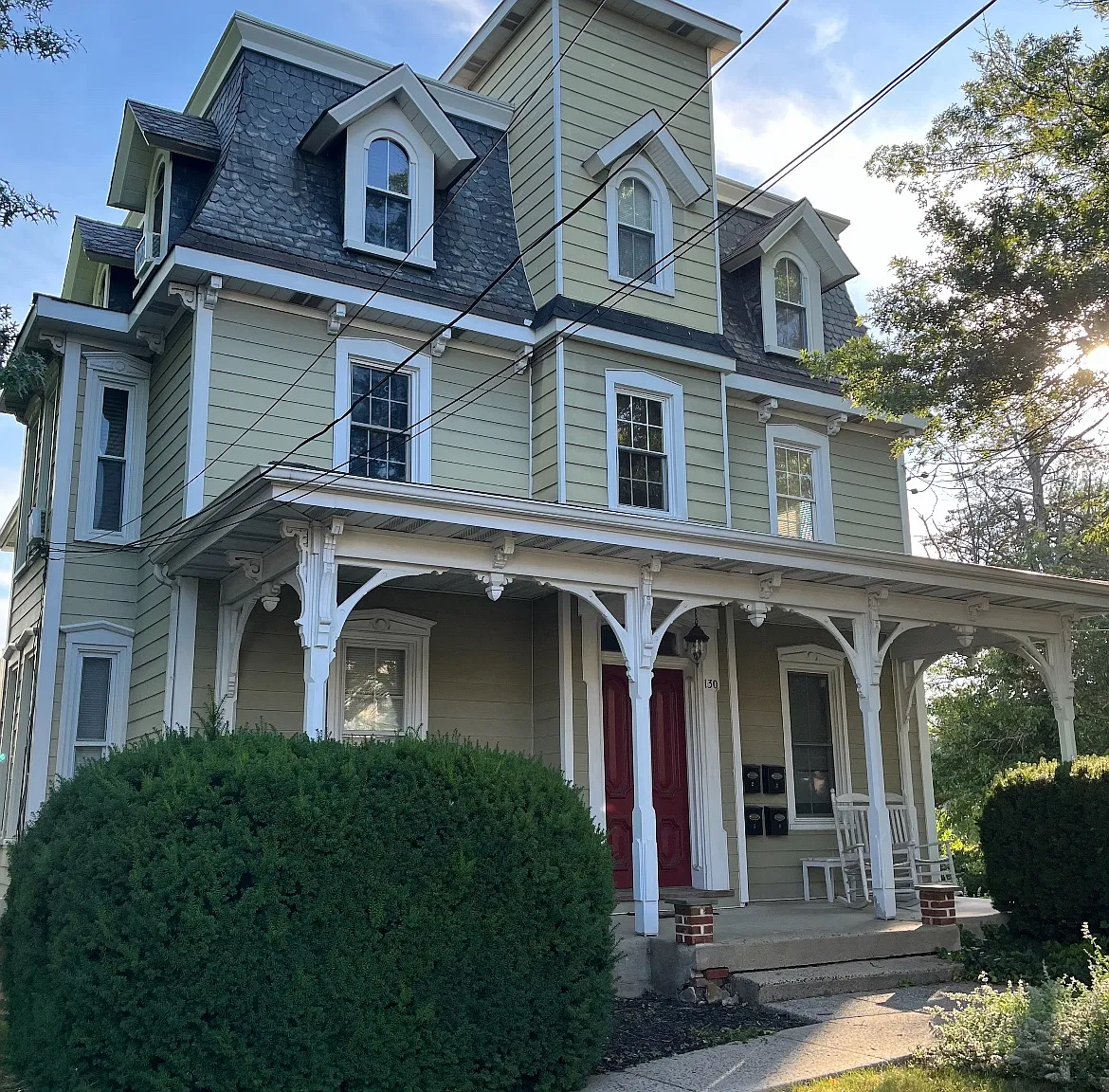 130 N Main St — Photo 1