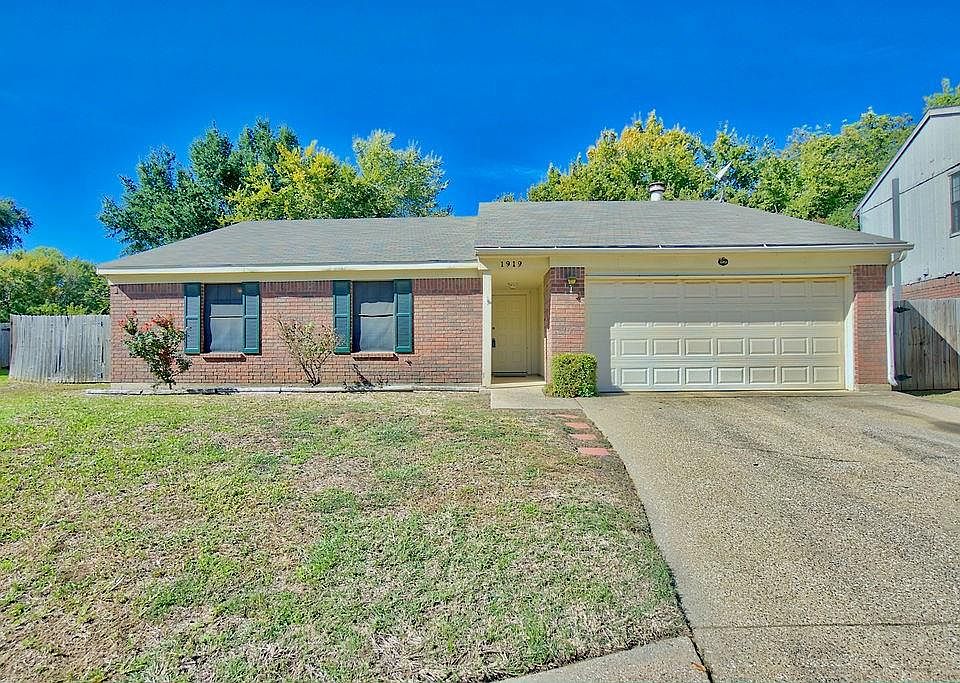 1st image of 1919 Rosebud Ct