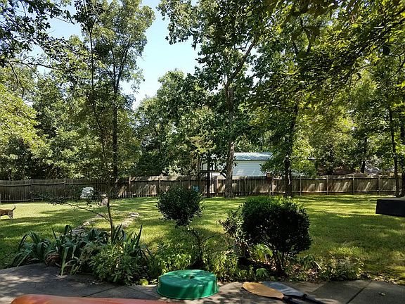 5th image of 359 Big Chief Ln