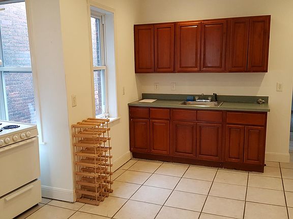 2nd image of 2319 Wharton St Floor 3