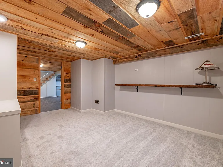 11419 Greenberry Rd — Photo 15