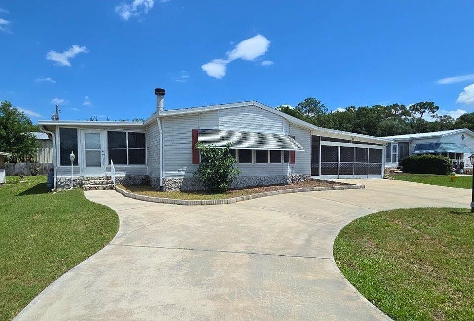 1st image of 116 Sher Ln