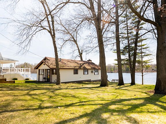 3rd image of 599 Payne Ridge Dr