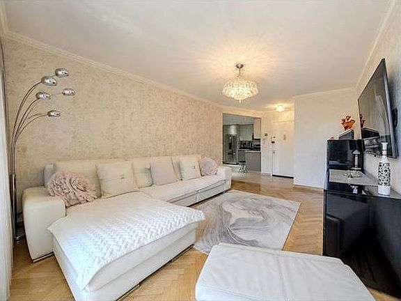 3rd image of 370 91st St APT 3C