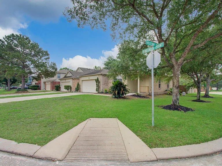 24135 Pinecreek Point — Photo 3