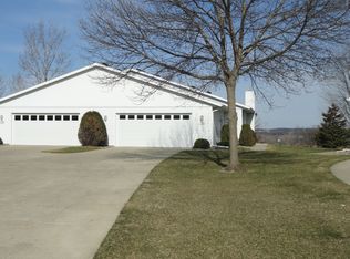 780 26th St NE, Rochester, MN 55906