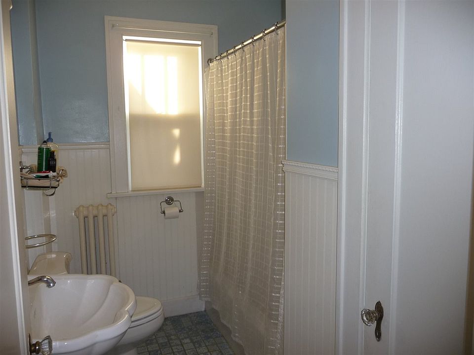 2nd image of 1111 Garner Ave