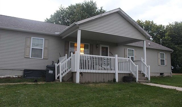 1st image of 8939 Suder Ave