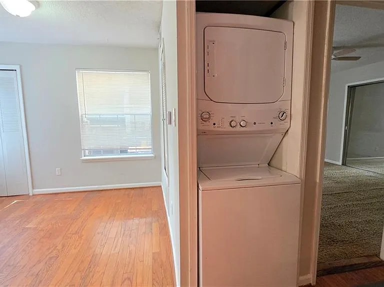 317 Hawkstone Way — Photo 10