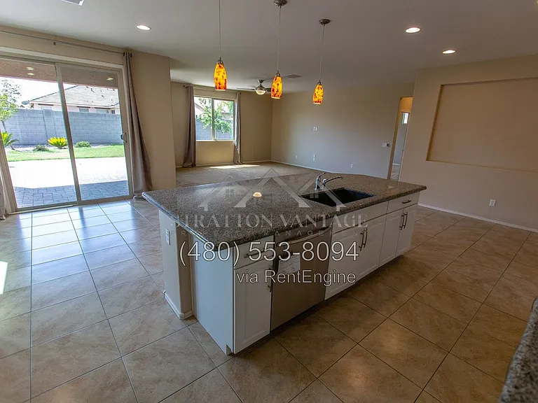 18295 W Saguaro Ln — Photo 18