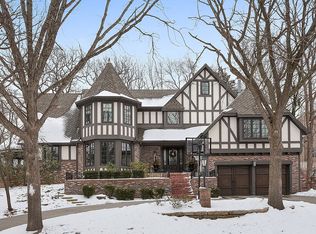 11001 Delmar St, Leawood, KS 66211