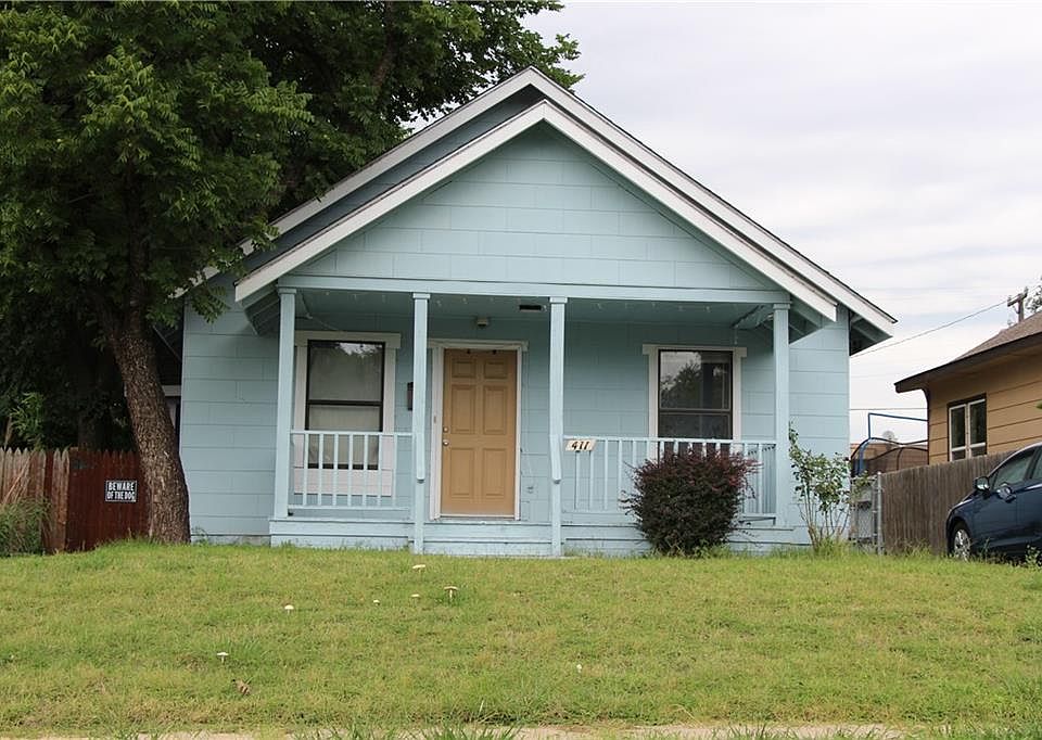 1st image of 411 SW 27th St