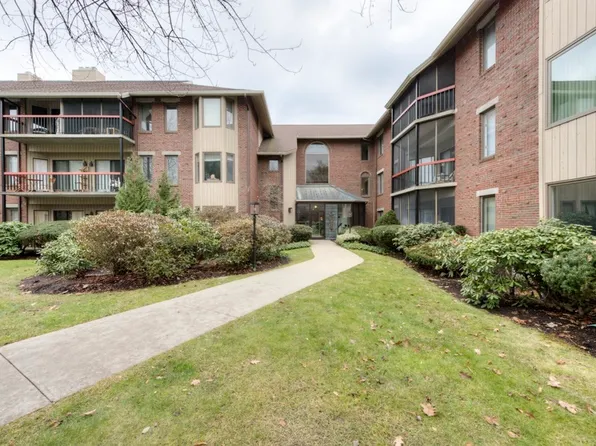 770 Salisbury St #236/329, Worcester, MA 01609