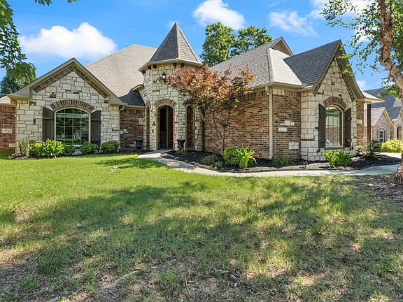 2nd image of 3623 W Bowling Green Pl