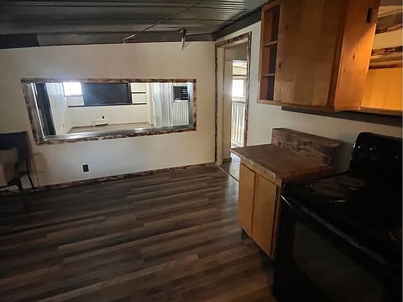 2nd image of 8291 County Road 612 NE #2