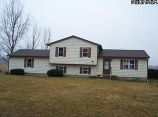 10059 Minyoung Rd, Newton Falls, OH 44444