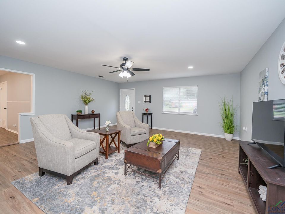 1st image of 203 Shamrock Dr