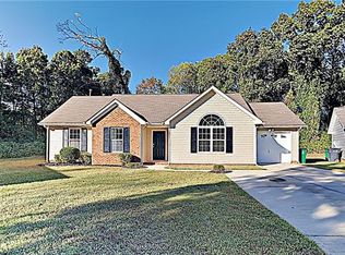 1952 Dietrich Ln, Charlotte, NC 28262