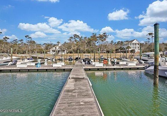 4th image of 43 Seascape Marina