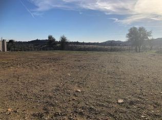 856 Santa Cruz Dr, Redding, CA