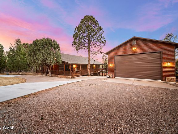 2nd image of 2940 Constellation Ln