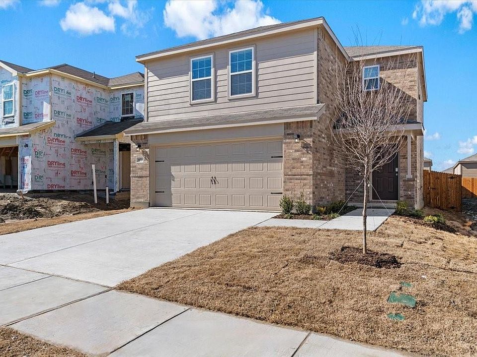 1st image of 822 Breakwater Dr